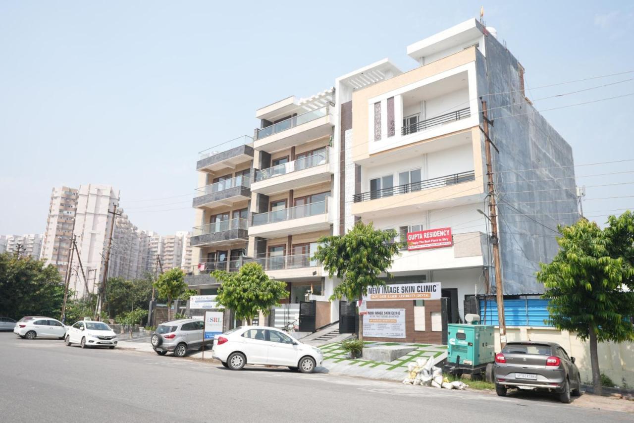 Gupta Residency Near Ajnara Heritage Noida Exterior foto